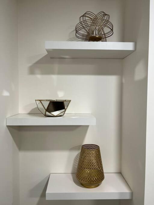Apartment Modern By Spruce Meadows